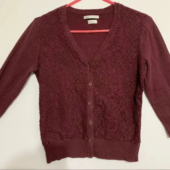 Van heusen Studio burgundy cardigan sweater Sz S - Picture 2 of 10